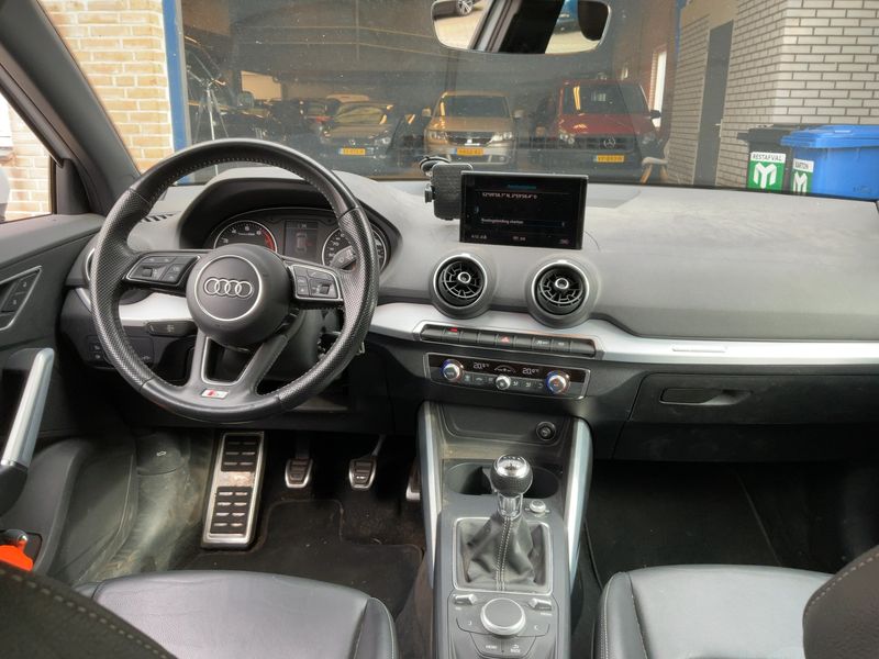 Audi Q2 35 TFSI Sport 2019 – снимка 17