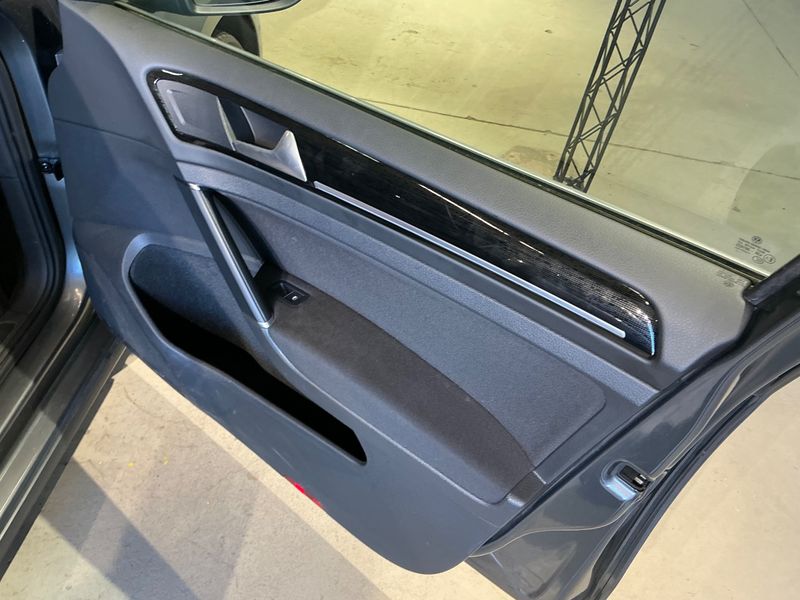Volkswagen Golf VII 2.0 TDI Highline BlueMotion Tech 2017 – снимка 23