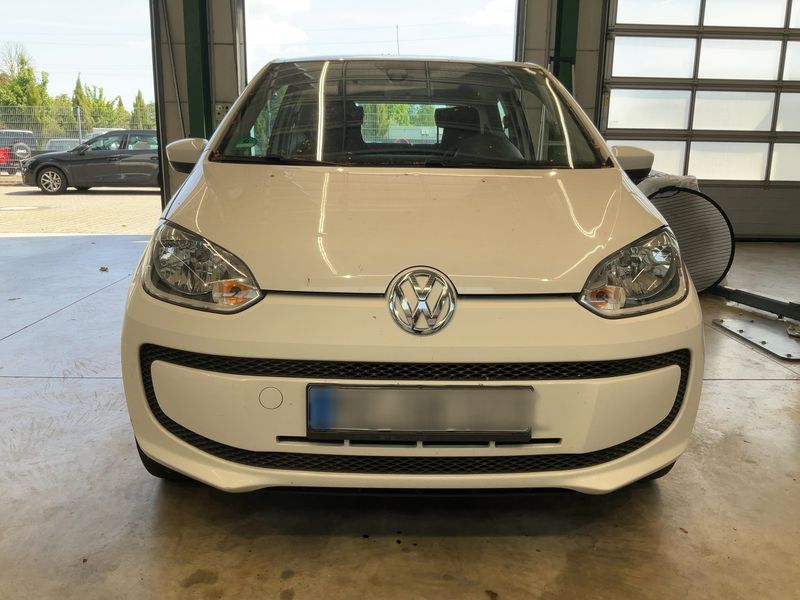 Volkswagen up! 1.0 Move up! 2013 – снимка 14