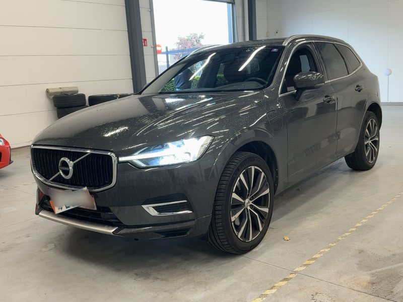 Volvo XC60 2.0 T8 Plug-in Hybrid Momentum AWD 2019 – снимка 1