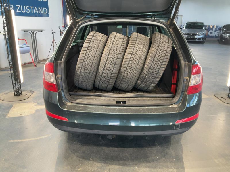 Skoda Octavia 2.0 TDI Elegance 2015 – снимка 16