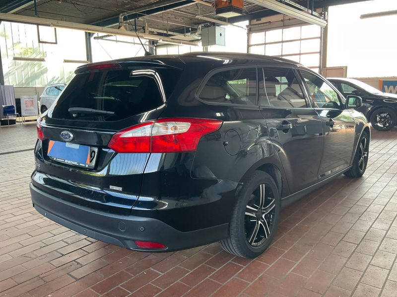 Ford Focus 1.0 EcoBoost Trend 2014 – снимка 2