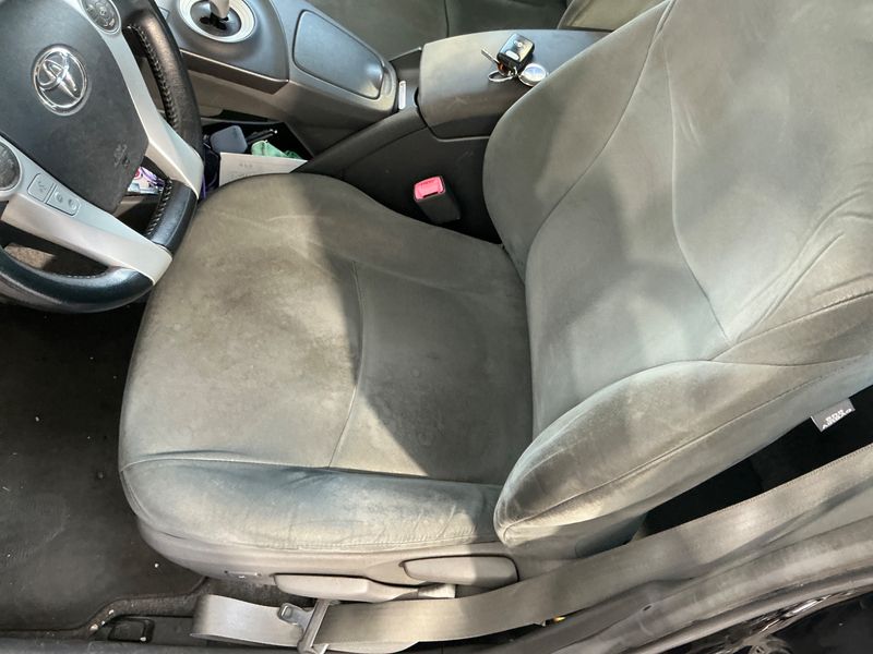 Toyota Prius 1.8 Life 2011 – снимка 27