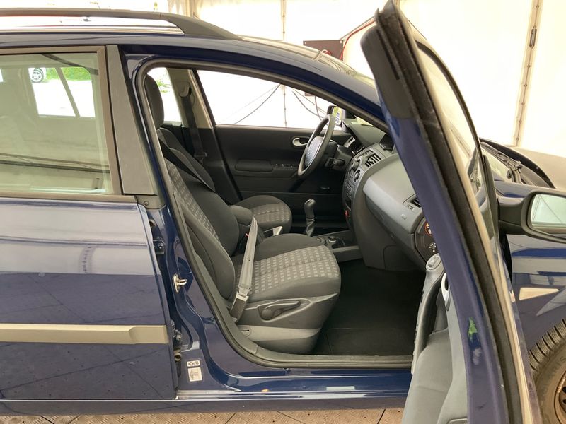 Renault Megane 1.6 Avantage 2009 – снимка 3