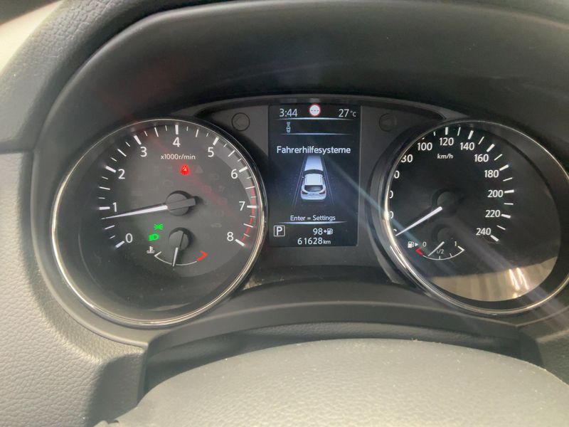 Nissan Qashqai 1.2 Acenta 2015 – снимка 18