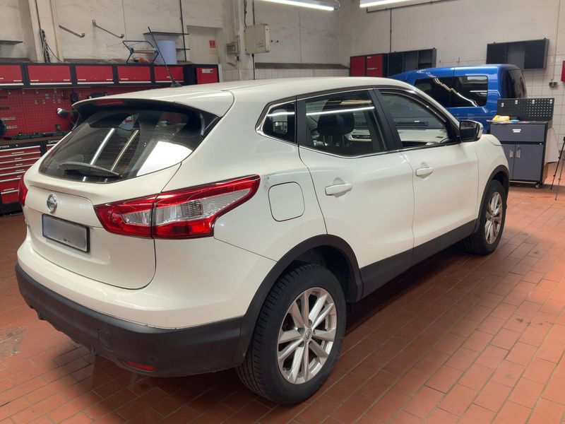 Nissan Qashqai 1.2 Acenta 2015 – снимка 8