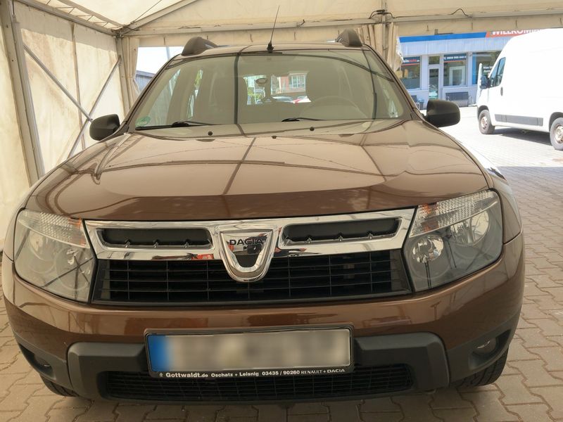Dacia Duster 1.6 Laureate 4x4 2013 – снимка 14