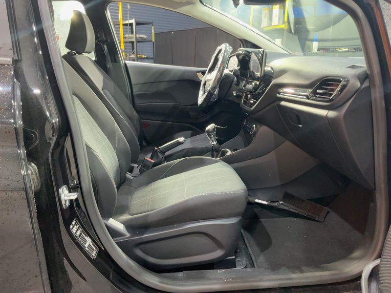 Ford Fiesta 1.0 EcoBoost Cool&Connect 2020 – снимка 17