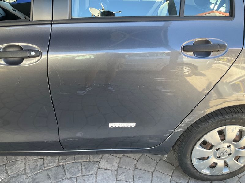 Toyota Yaris 1.0 VVT-i Now 2009 – снимка 33