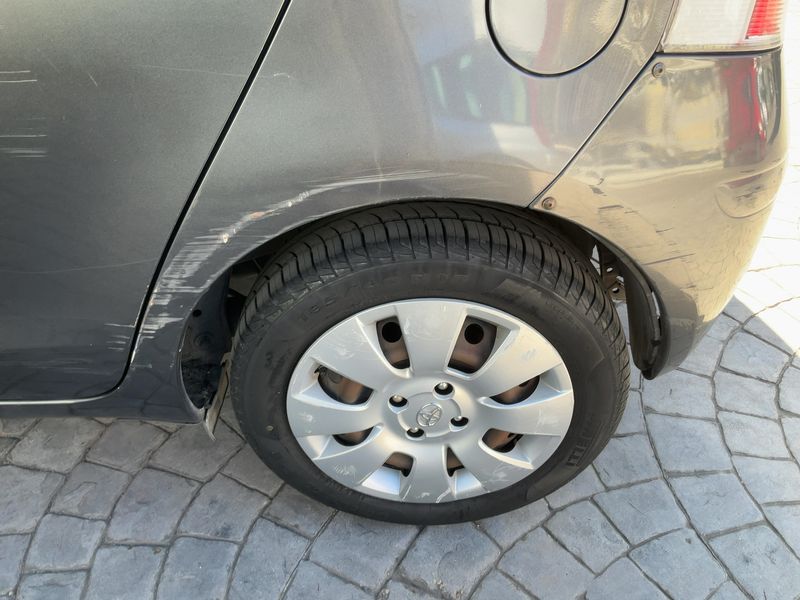 Toyota Yaris 1.0 VVT-i Now 2009 – снимка 5