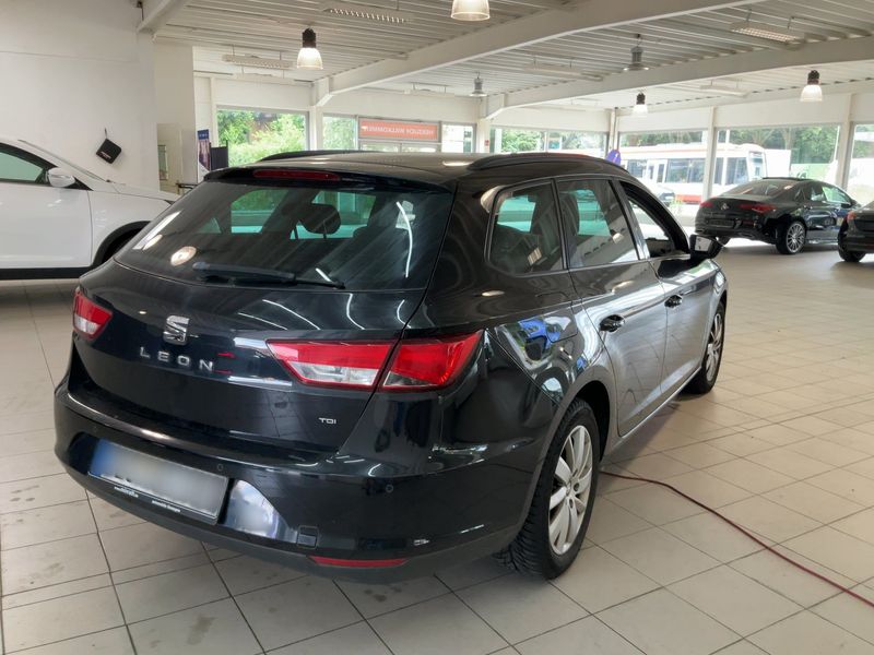 Seat Leon 1.6 TDI Reference 2014 – снимка 8