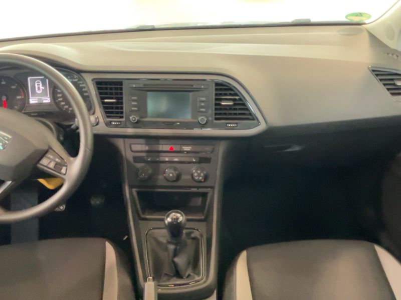Seat Leon 1.6 TDI Reference 2014 – снимка 17