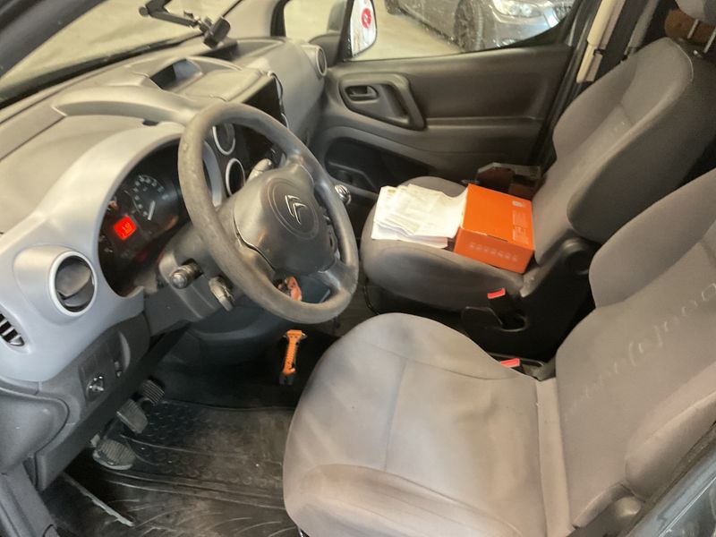 Citroen Berlingo 1.6 HDi Niveau A L1 2013 – снимка 3