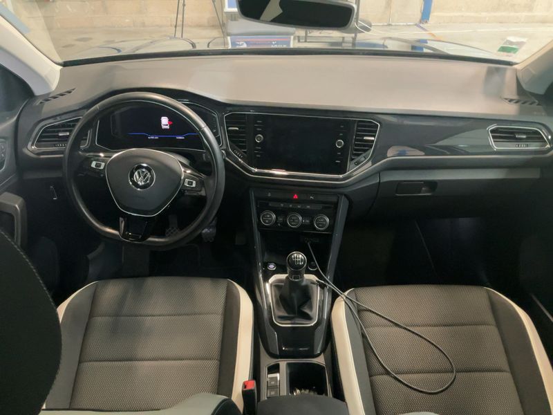 Volkswagen T-Roc 1.5 TSI ACT Carat 2018 – снимка 17