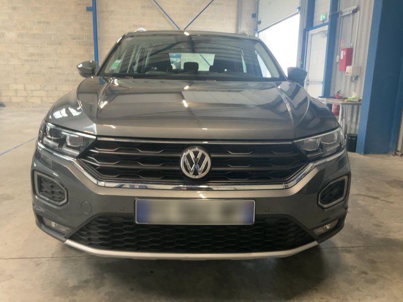 Volkswagen T-Roc 1.5 TSI ACT Carat 2018 – снимка 14