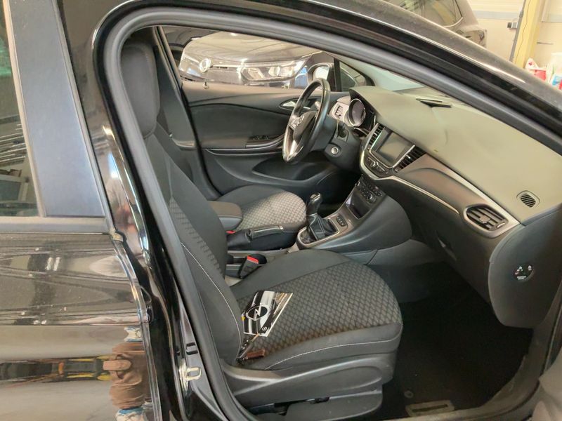 Opel Astra 1.0 Turbo Edition Start/Stop 2016 – снимка 17