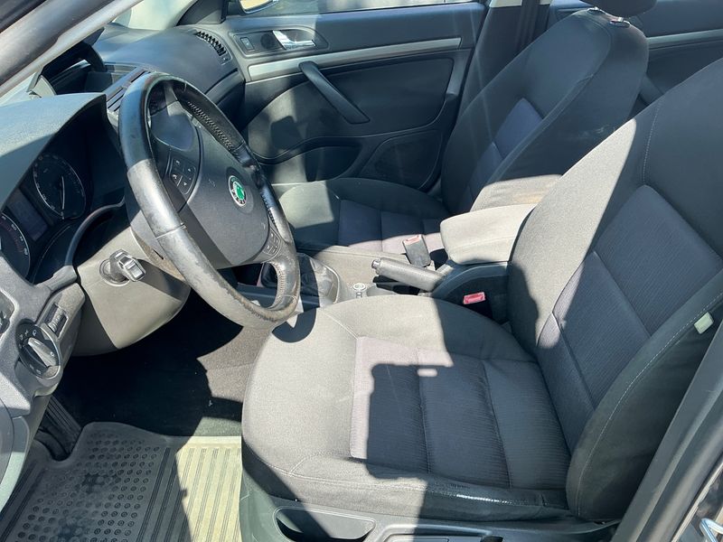 Skoda Octavia 1.9 TDI Elegance 2006 – снимка 3