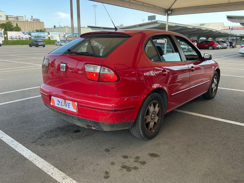 Seat Leon 1.9 TDI Sport 2001 – снимка 2
