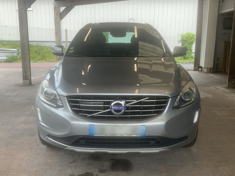 Volvo XC60 2.0 D4 Xenium 2015 – снимка 14