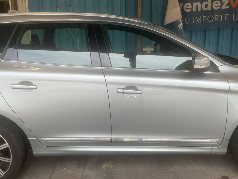 Volvo XC60 2.0 D4 Xenium 2015 – снимка 10