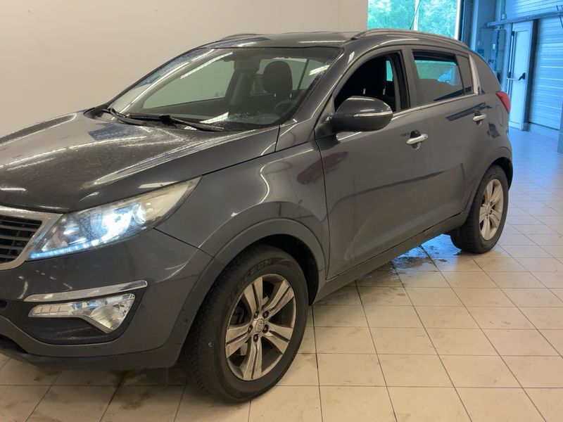 Kia Sportage 1.7 CRDi Vision 2WD 2014 – снимка 2