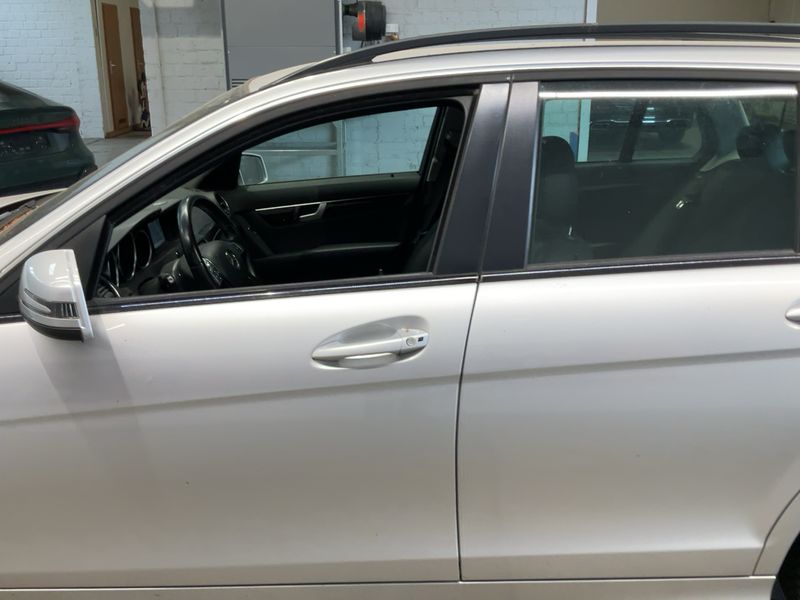 Mercedes-Benz C-Klasse C 220 CDI T BlueEfficiency Classic 2013 – снимка 4