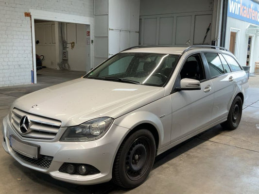 Mercedes-Benz C-Klasse C 220 CDI T BlueEfficiency Classic 2013
