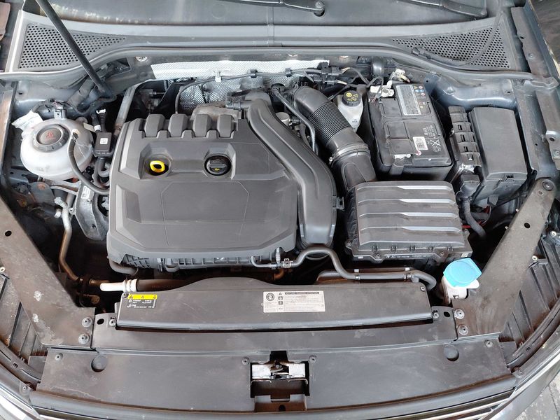 Volkswagen Passat 1.5 TSI ACT Business 2019 – снимка 8