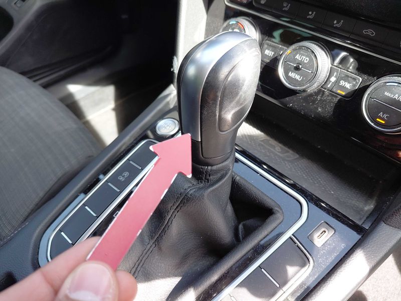 Volkswagen Passat 1.5 TSI ACT Business 2019 – снимка 36