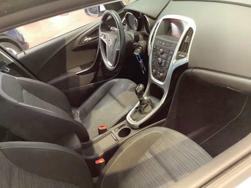 Opel Astra 1.6 CDTI DPF Style 2015 – снимка 3