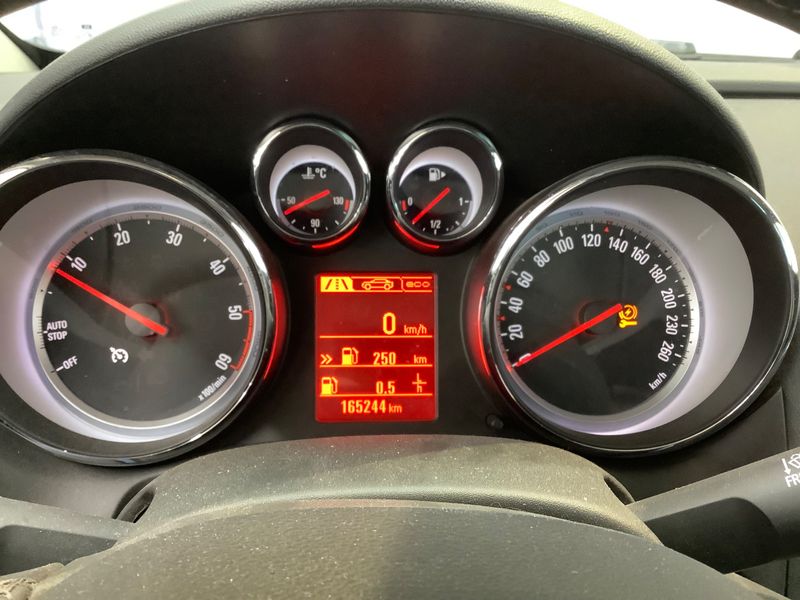 Opel Astra 1.6 CDTI DPF Style 2015 – снимка 4
