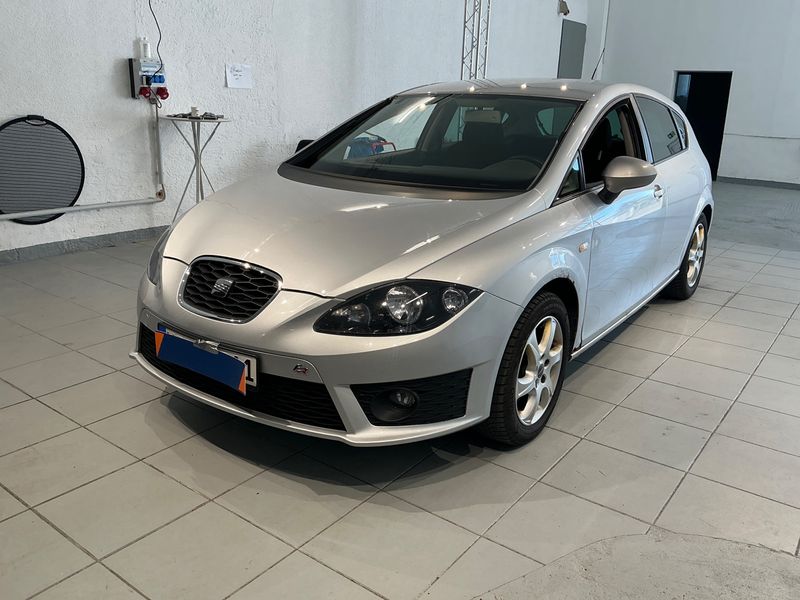Seat Leon 2.0 TDI FR 2012 – снимка 1