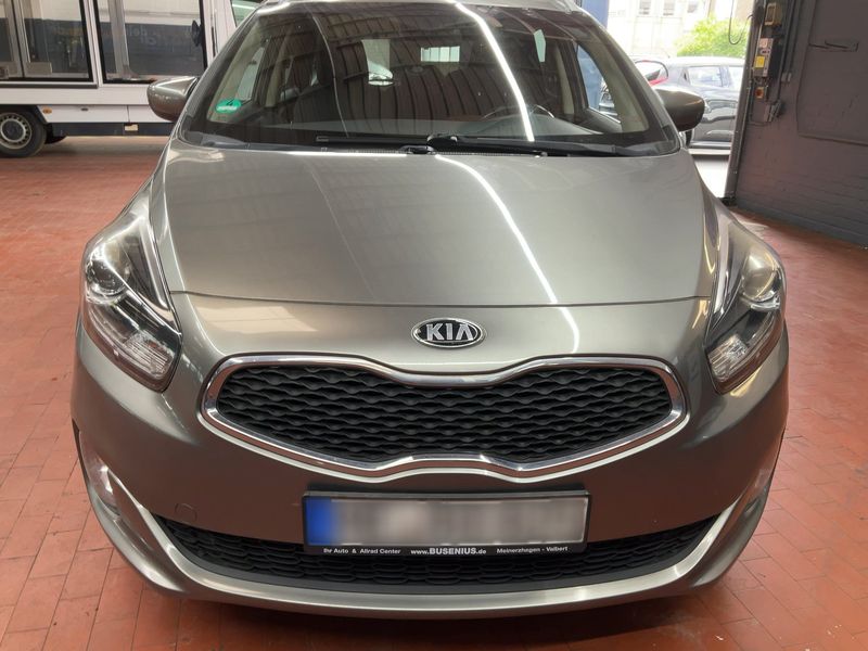 Kia Carens 1.7 CRDi Vision 2015 – снимка 14
