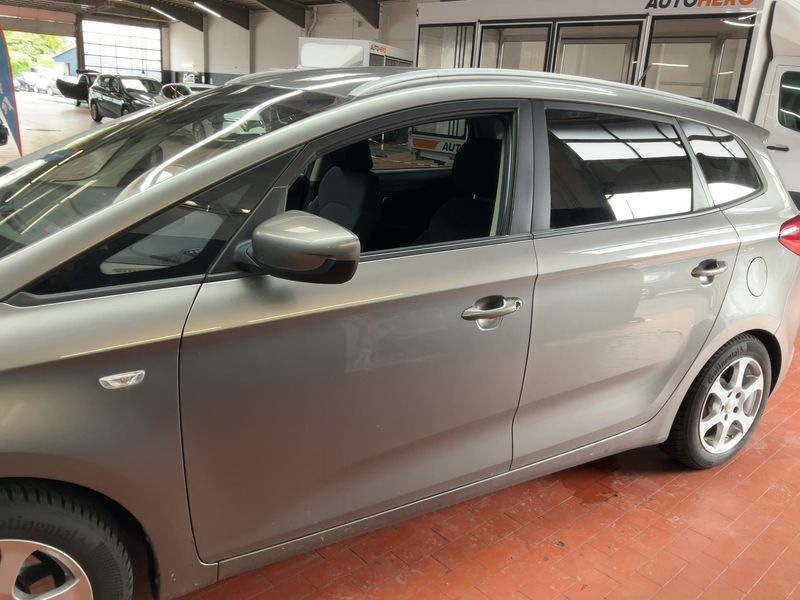 Kia Carens 1.7 CRDi Vision 2015 – снимка 4