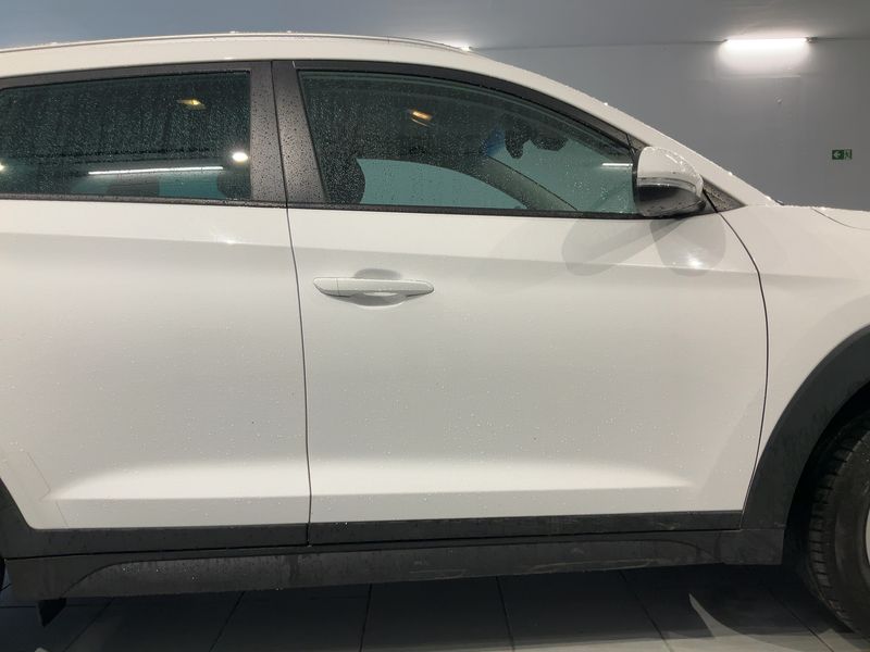 Hyundai Tucson 1.7 CRDi Intro Edition blue 2WD 2016 – снимка 10