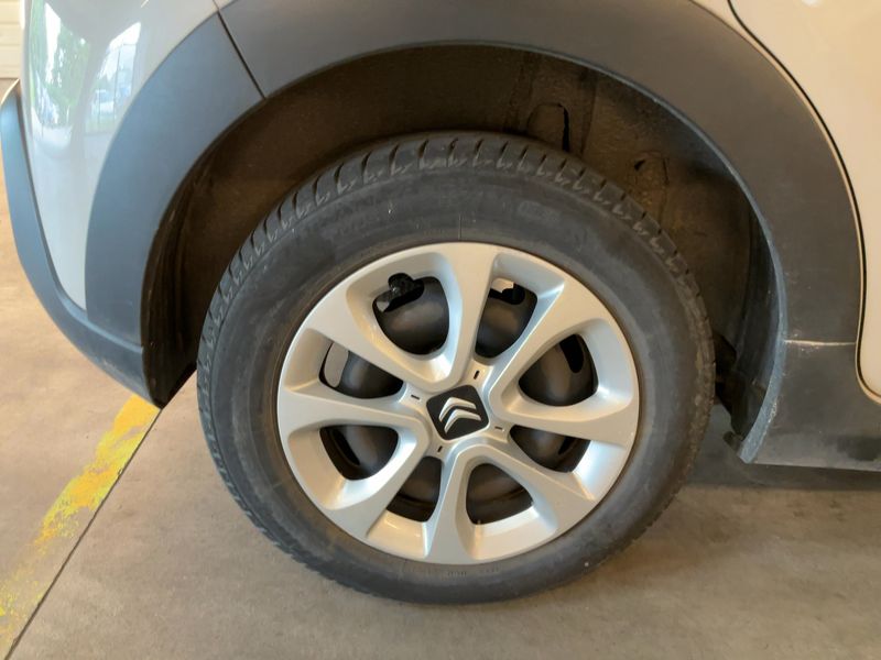 Citroen C3 1.2 PureTech Feel 2021 – снимка 9
