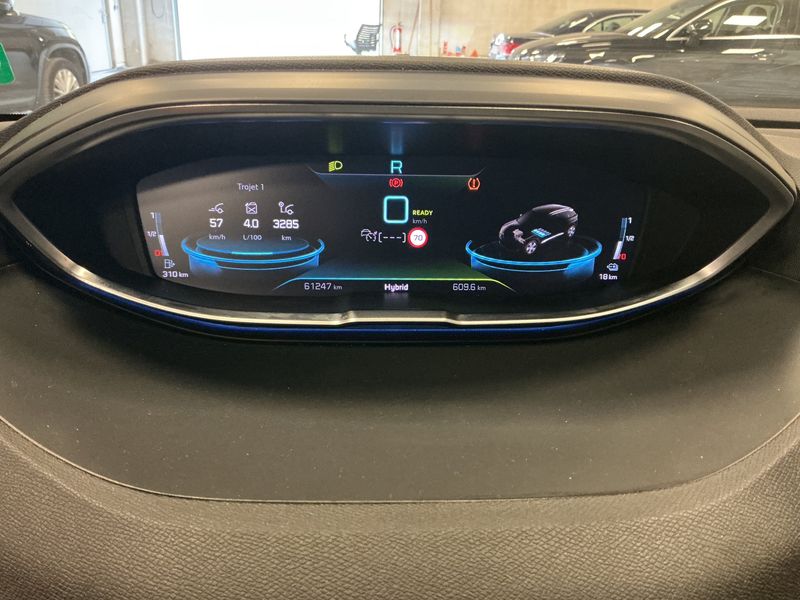 Peugeot 3008 1.6 Hybrid 225 GT 2023 – снимка 18