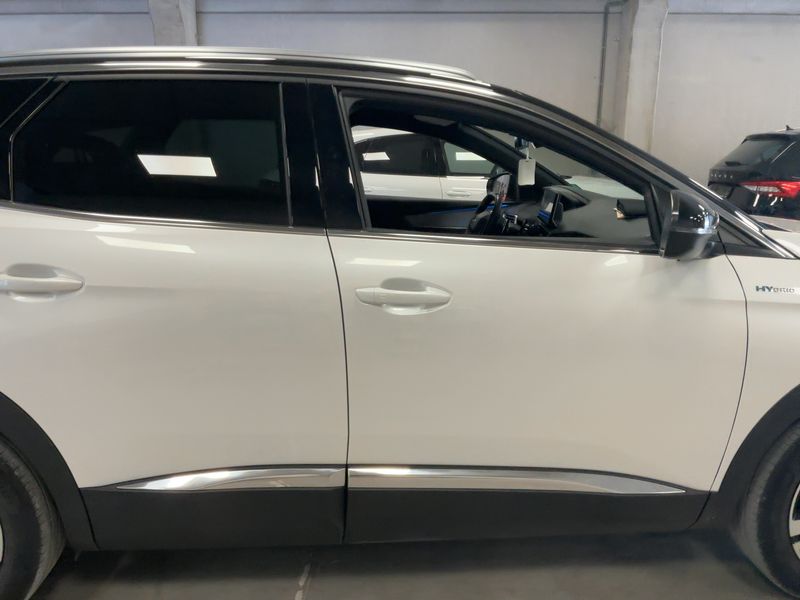 Peugeot 3008 1.6 Hybrid 225 GT 2023 – снимка 10