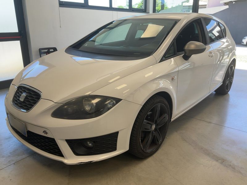 Seat Leon 2.0 TDI FR 2011 – снимка 1