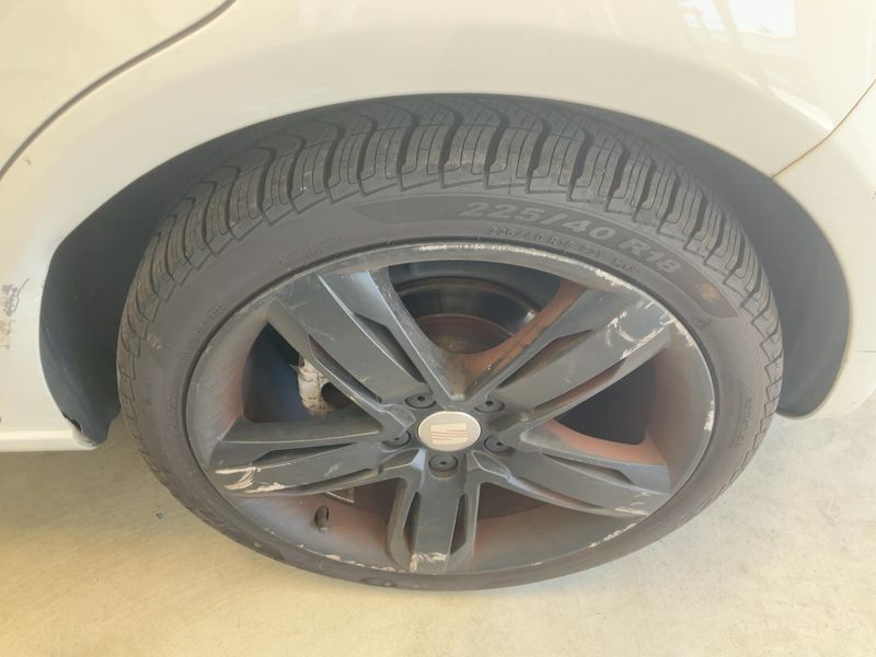 Seat Leon 2.0 TDI FR 2011 – снимка 5