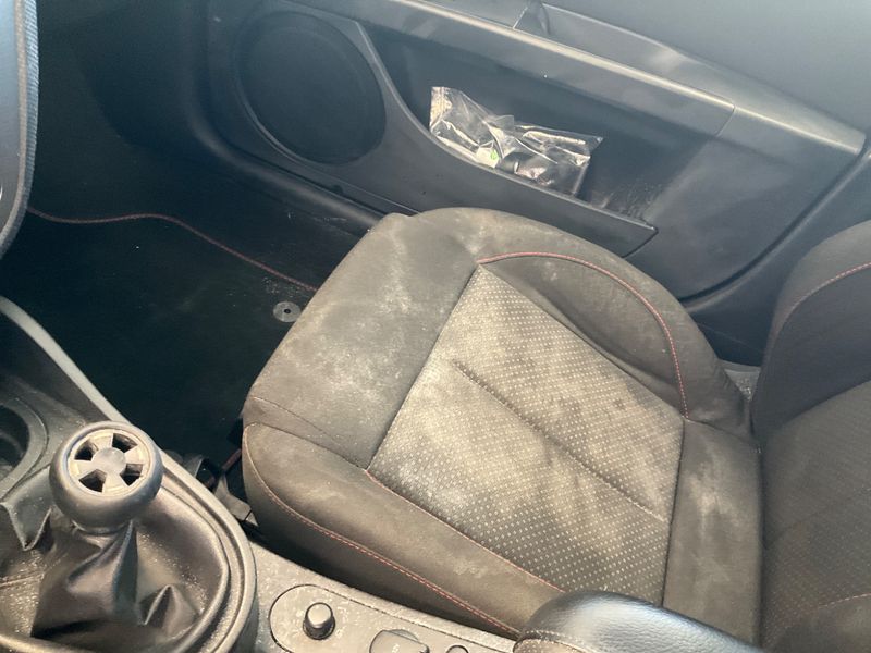 Seat Leon 2.0 TDI FR 2011 – снимка 22