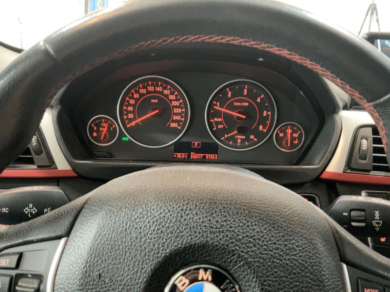 BMW 3er 320d 2014 – снимка 18