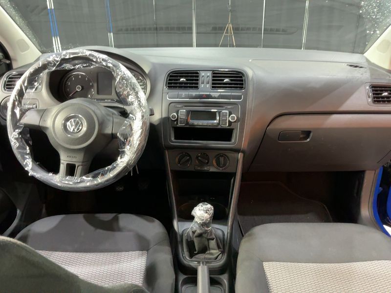 Volkswagen Polo 1.2 Polo Cool 2013 – снимка 17