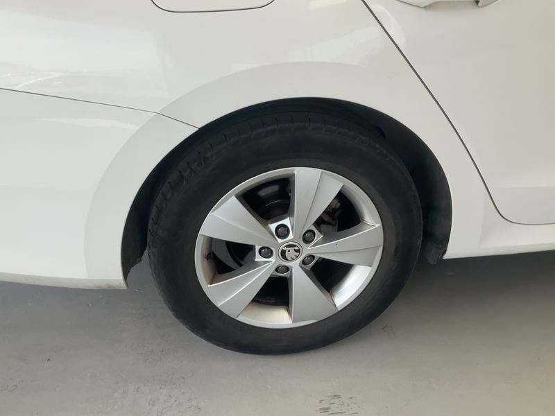 Skoda Octavia 2.0 TDI Ambition 2022 – снимка 9