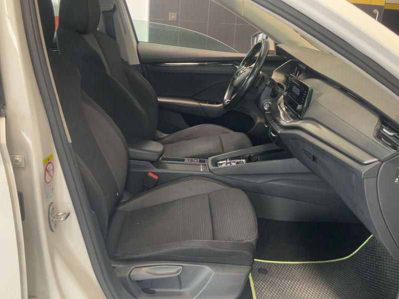 Skoda Octavia 2.0 TDI Ambition 2022 – снимка 16