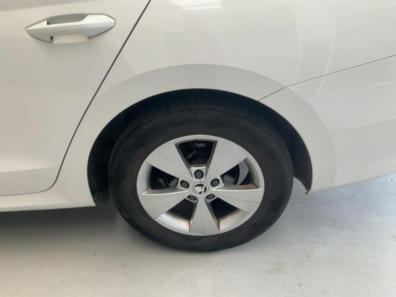 Skoda Octavia 2.0 TDI Ambition 2022 – снимка 5