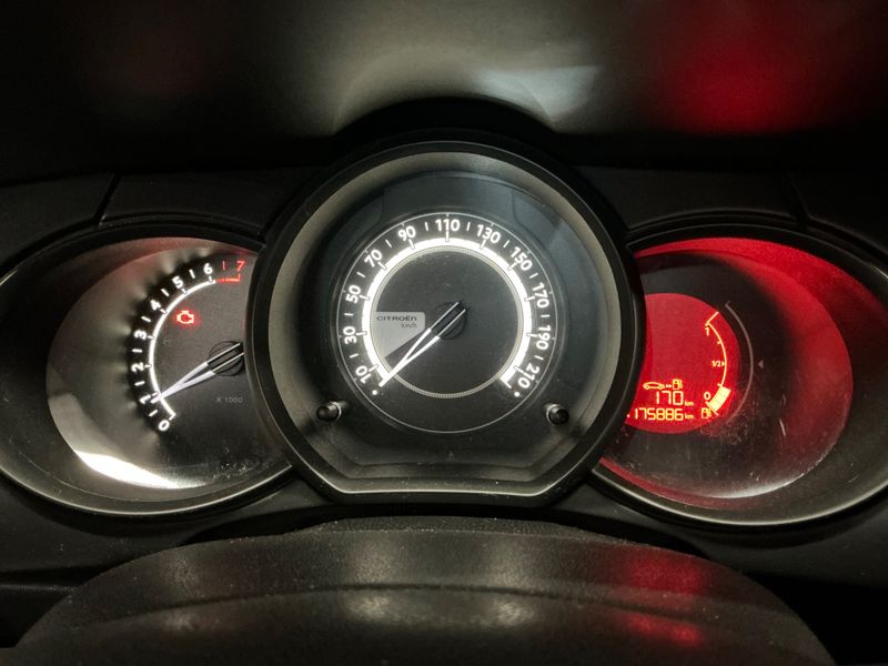 Citroen C3 1.0 VTi Attraction 2013 – снимка 4