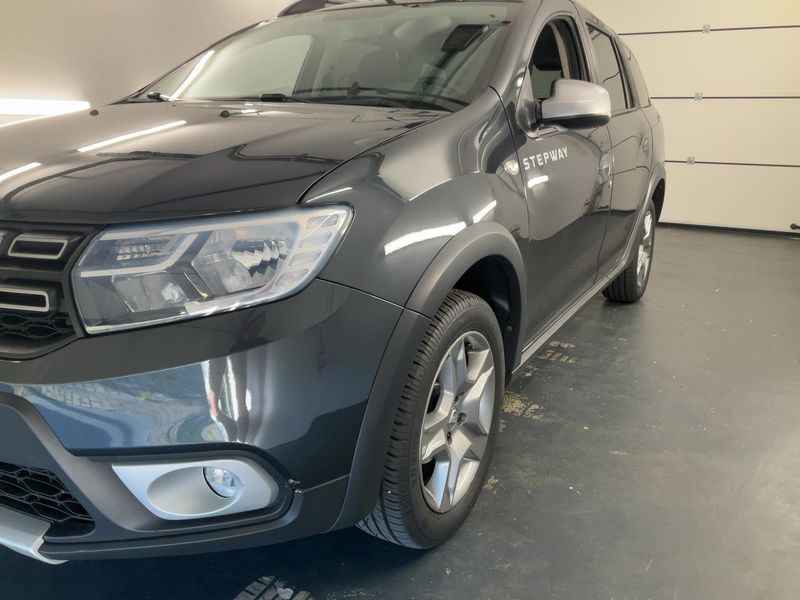Dacia Logan MCV 0.9 TCe Stepway 2019 – снимка 2