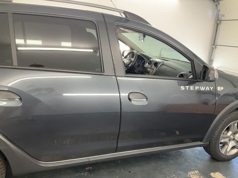 Dacia Logan MCV 0.9 TCe Stepway 2019 – снимка 10