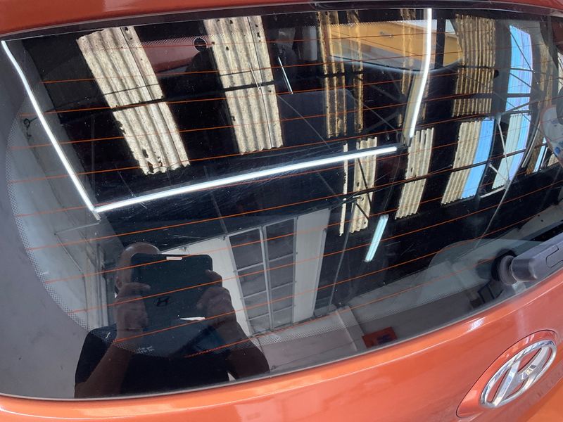 Hyundai i10 1.0 Intro Edition 2014 – снимка 31